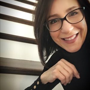 Meet your Posher, Robin